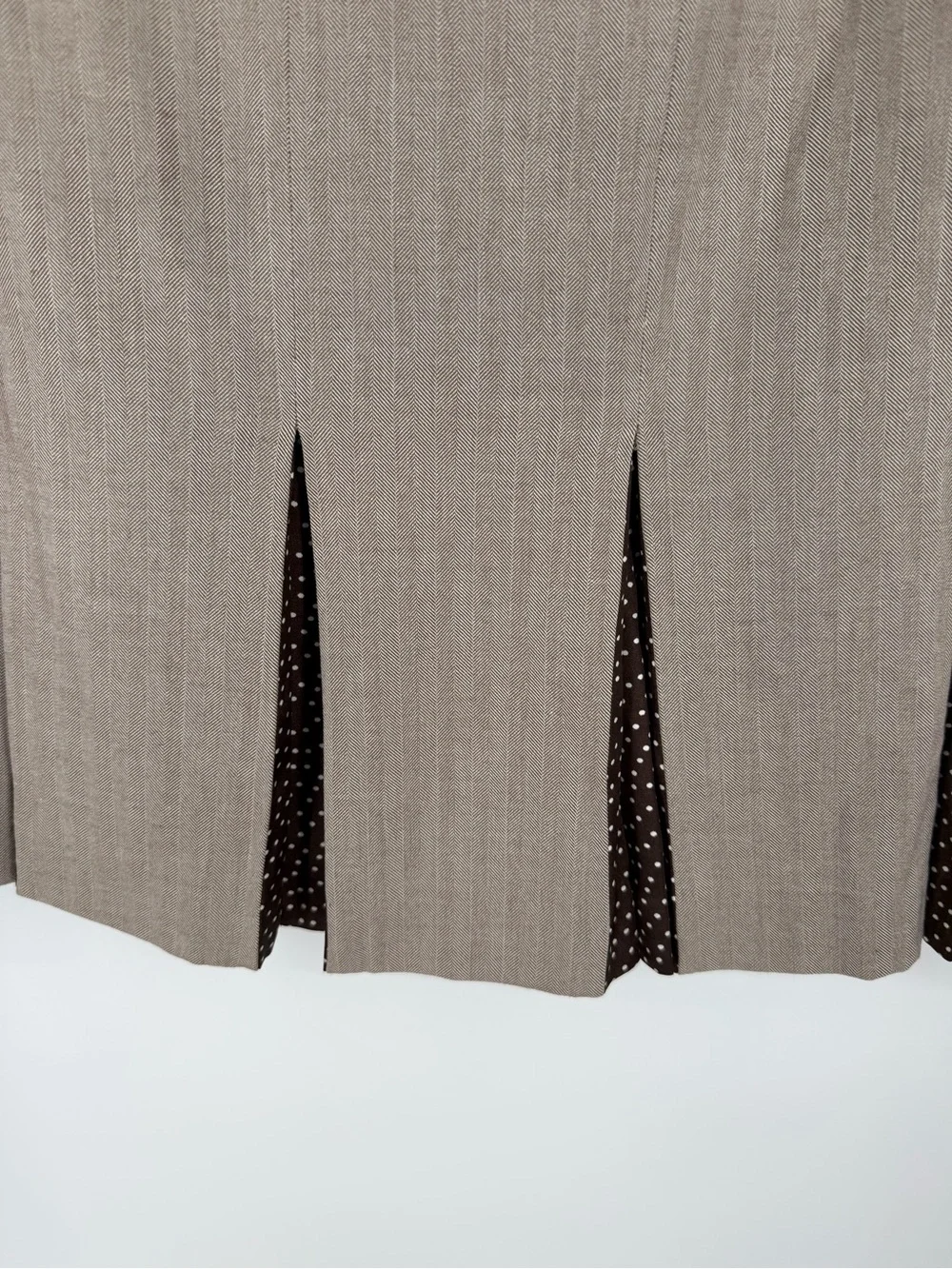 Vintage Chadwick’s Women’s Taupe Pleated Polka Dot Accent Skirt 16